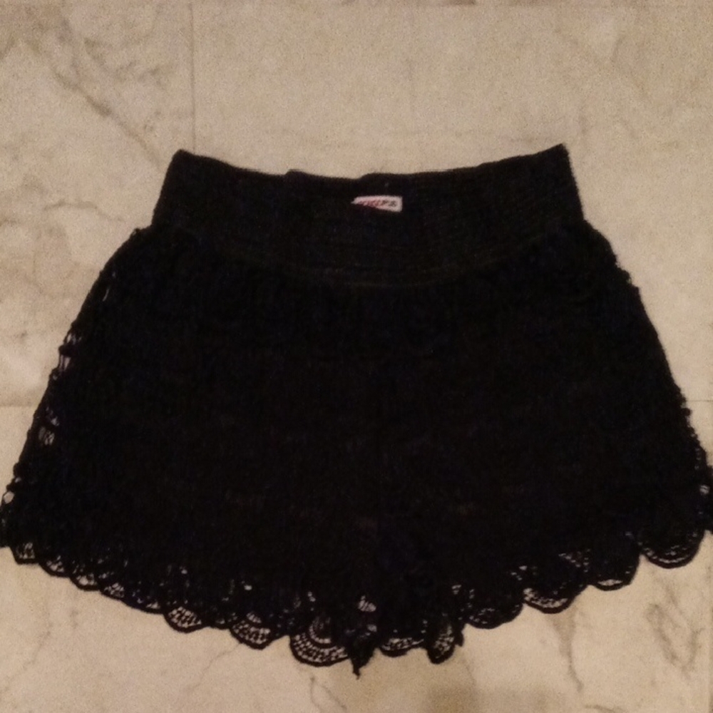 Bongo Plus Black  Doli Style Shorts